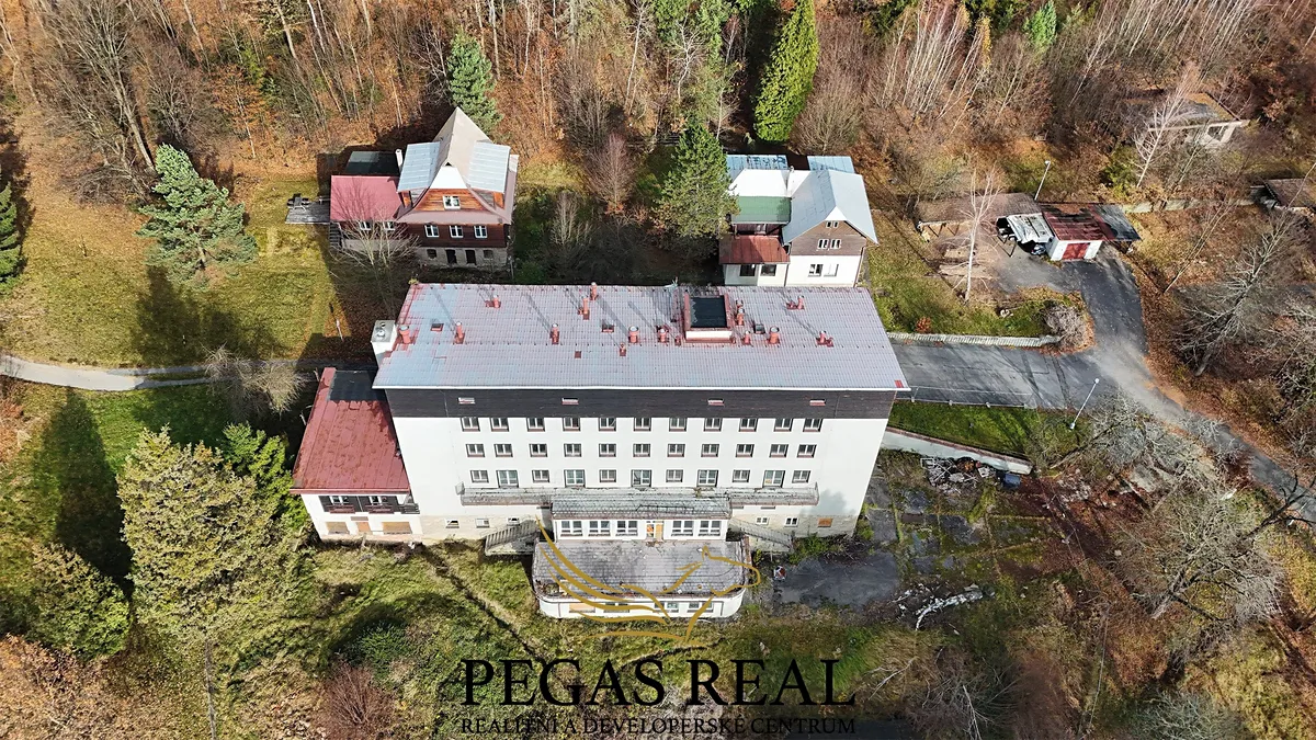 Prodej činžovního domu 4963 m²